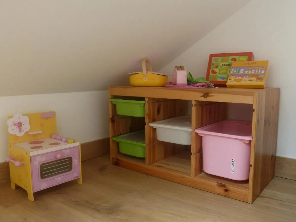 Au Cheval Blanc - appartements et chambres d'hôtes Albertville 0*,